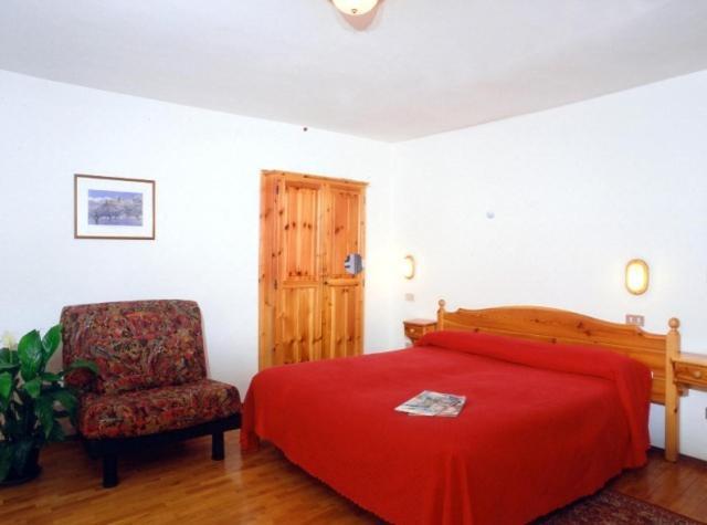Hotel Florian Nus Oda fotoğraf